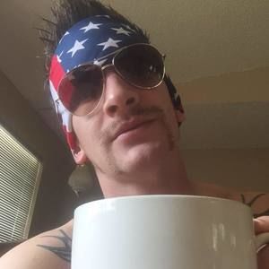 Meet your Posher, Justin